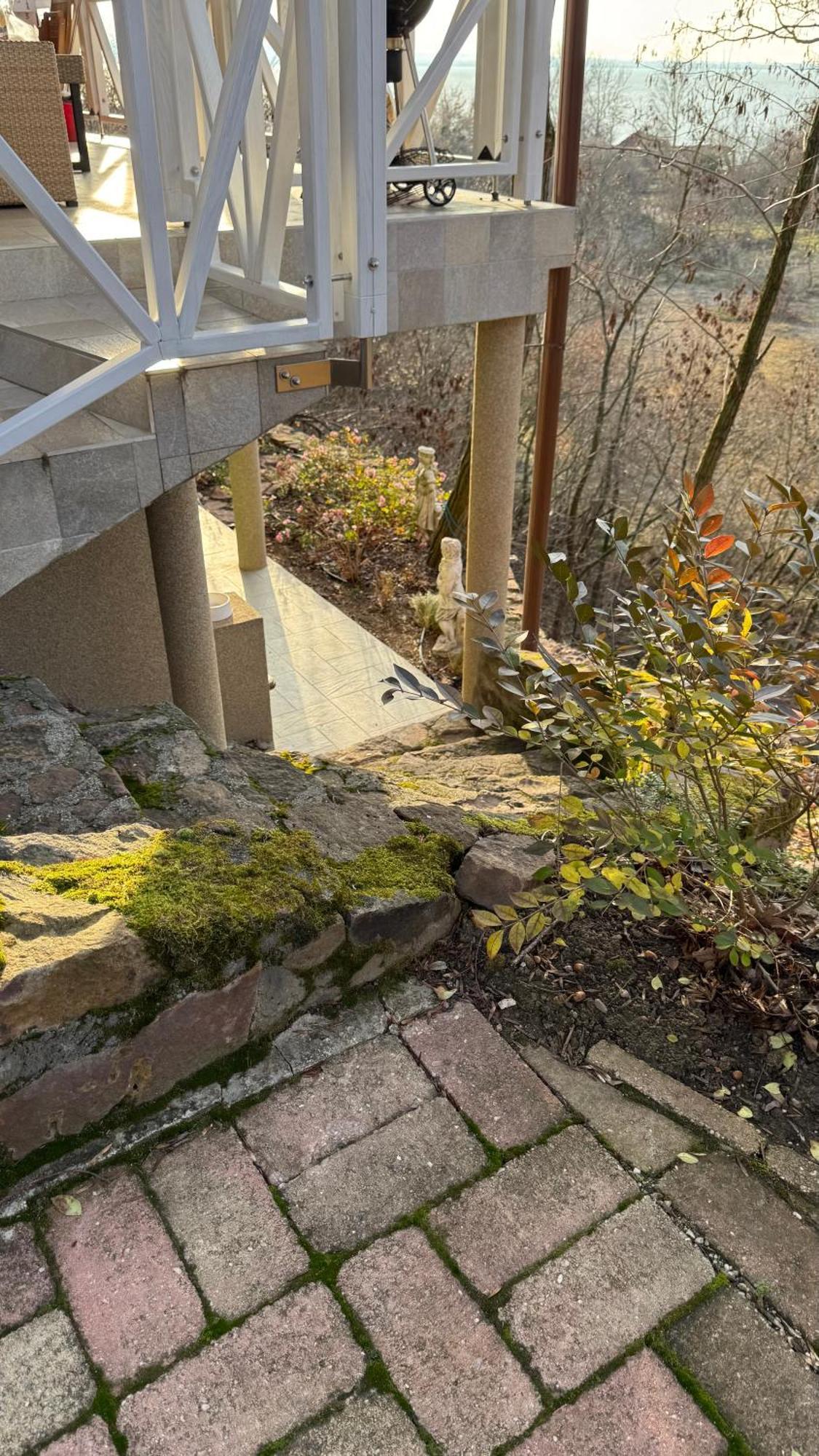Red Stone Apartman Palkoeve 200M A Balaton Parttol Kilatassal Kovagoors المظهر الخارجي الصورة