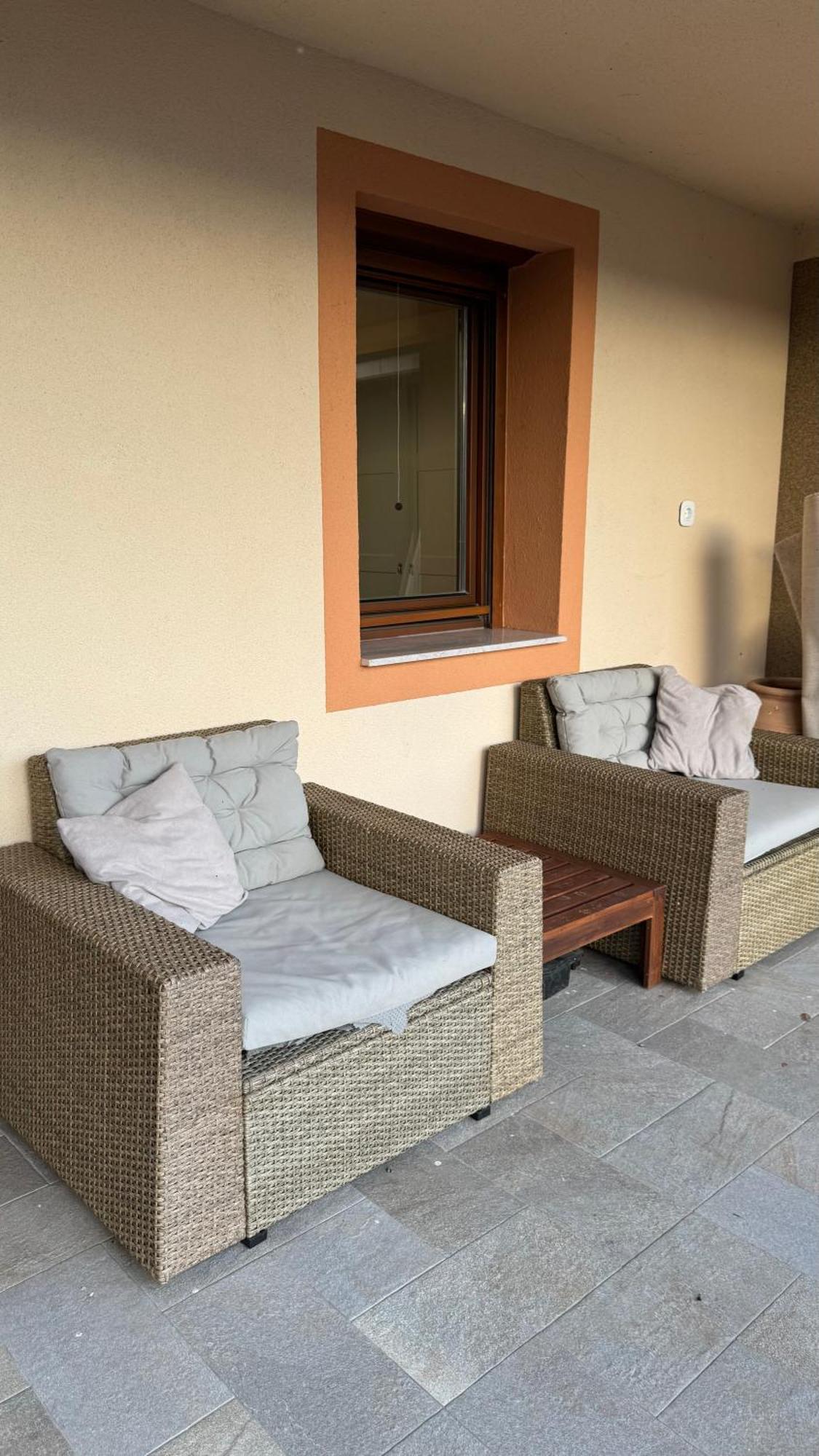 Red Stone Apartman Palkoeve 200M A Balaton Parttol Kilatassal Kovagoors المظهر الخارجي الصورة